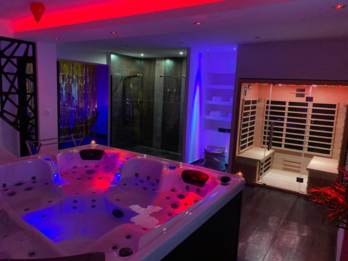 Spalace Cuincy Ngoại thất bức ảnh